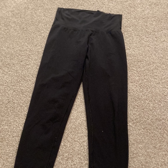 Four pairs of target brand all in motion black leggings soft girls XL 14/16 - Picture 2 of 3